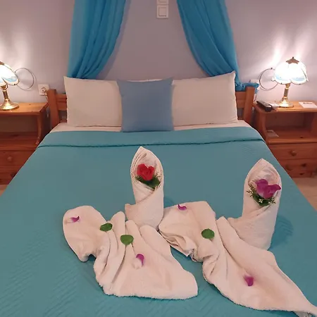 Evelina A Breath Away From The Black Offer Plenty Of Type To Every Traveler's Needs-economic Rooms-thematic Rooms-design Rooms-kitchenette Rooms-studios-small *