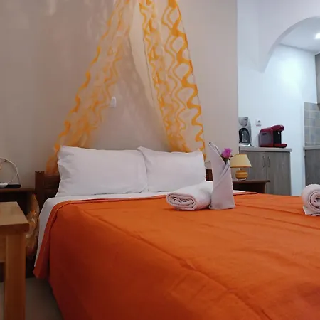 Evelina A Breath Away From The Black Offer Plenty Of Type To Every Traveler's Needs-economic Rooms-thematic Rooms-design Rooms-kitchenette Rooms-studios-small Pensión Perissa (Santorini)